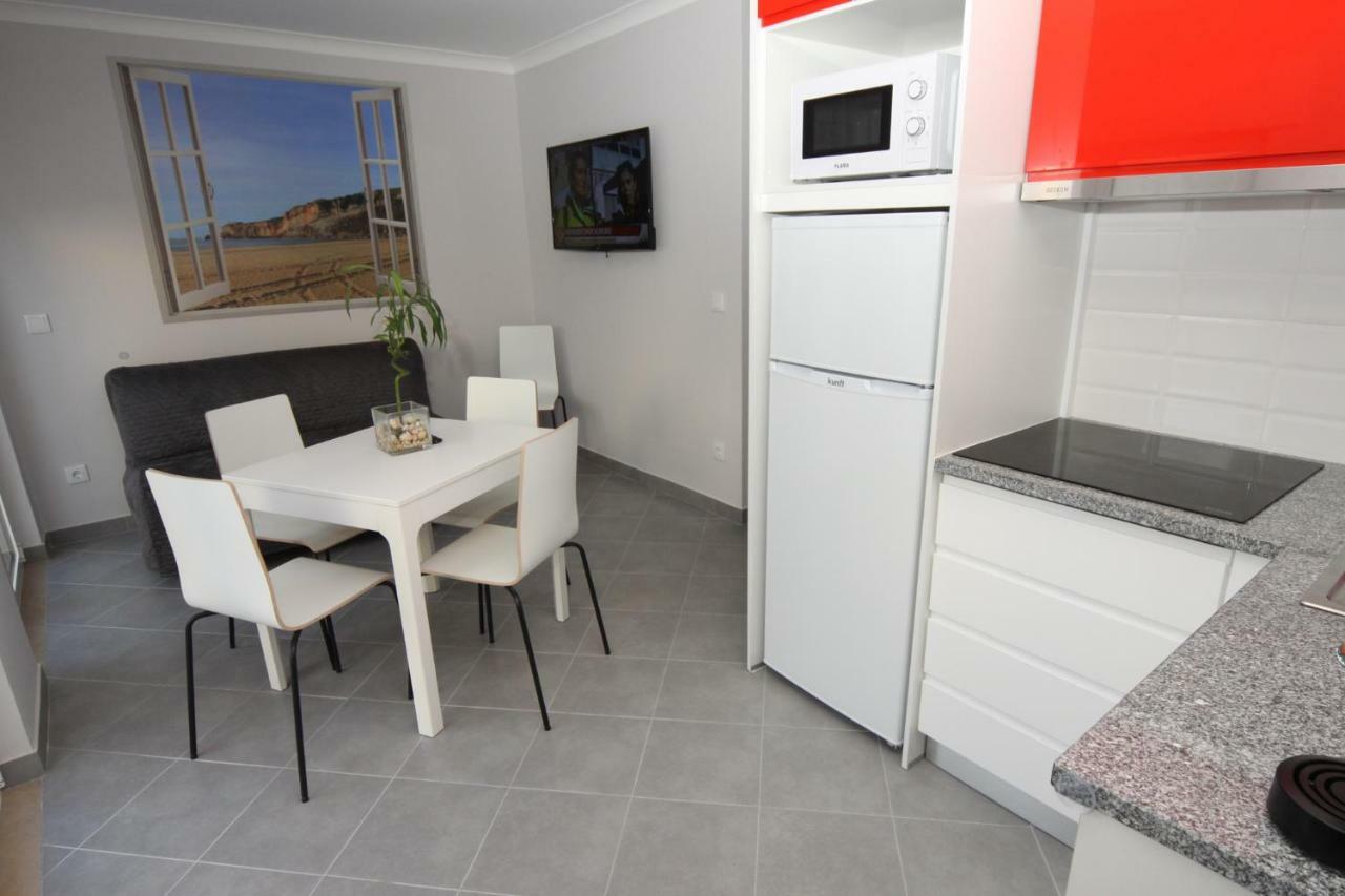 Ferhouse Dreams * Nazare